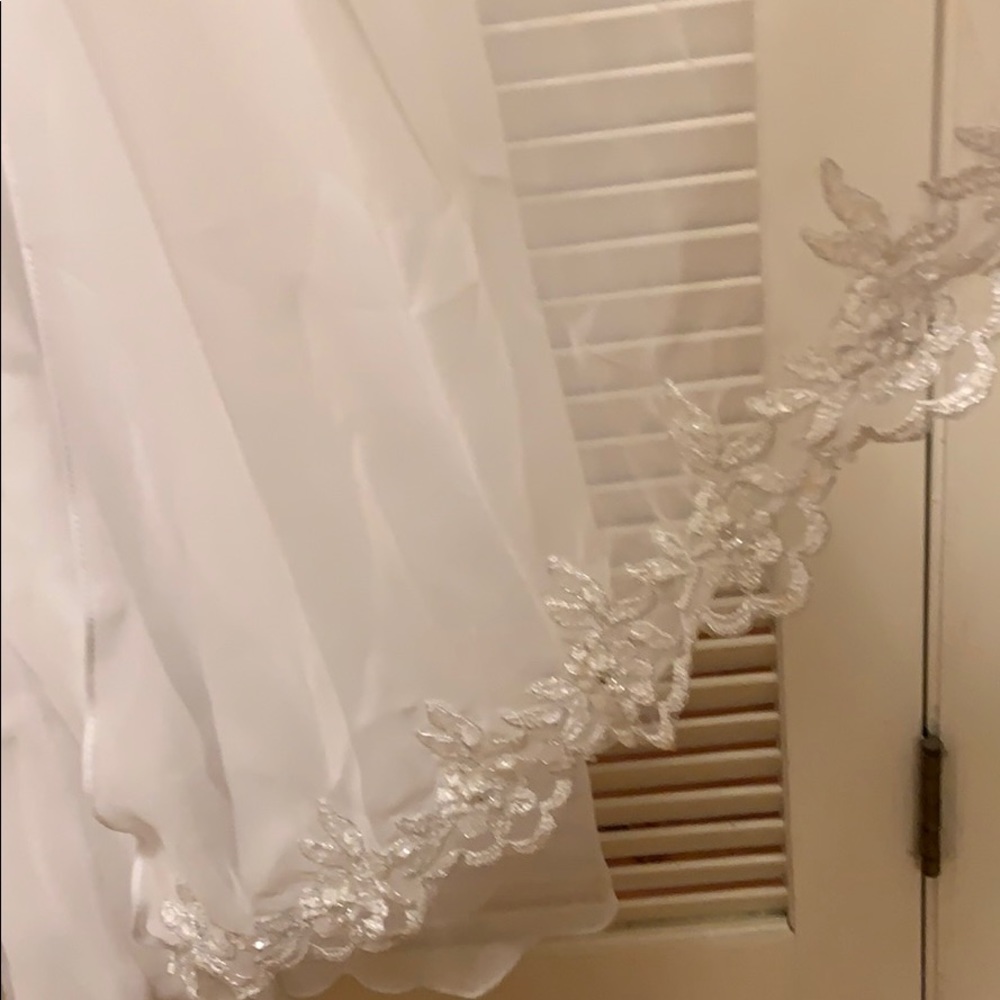 Morilee by Madeline Gardner Wedding gown - Picture 12 of 16